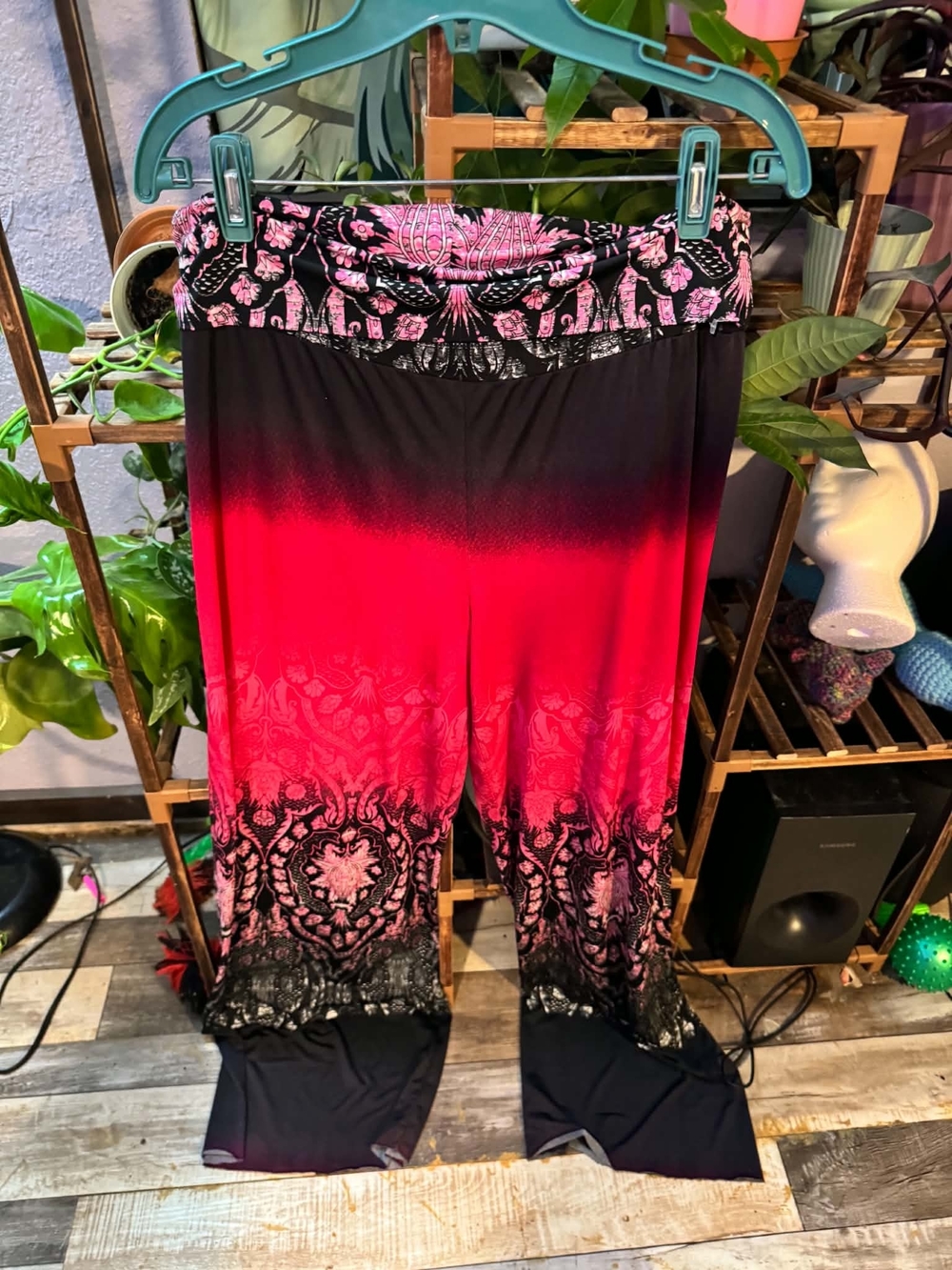 Women's Ombre Wide-Leg Pants in Pink and Black
